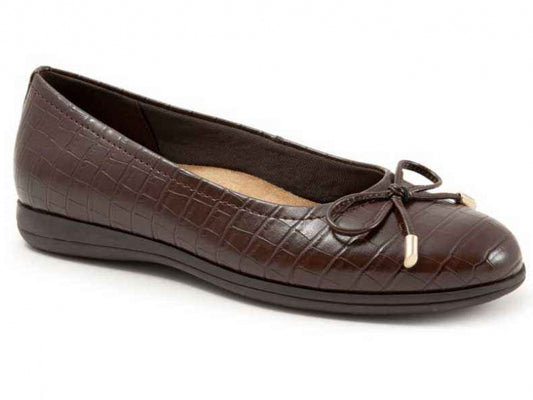 Trotters Dellis - Women's Loafer