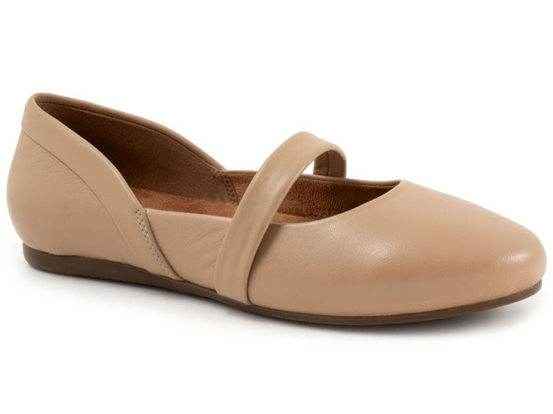 Softwalk Samara - Womens Flat Beige (154)