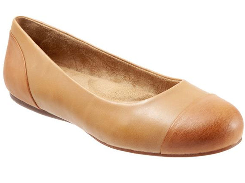 Softwalk Sonoma Cap Toe - Women's Flat Tan (200)