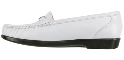 SAS Metro Pearl White