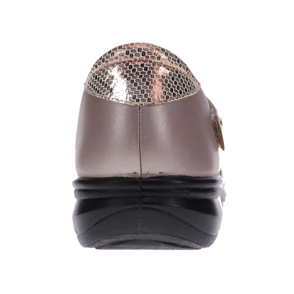 Revere Negara Champagne