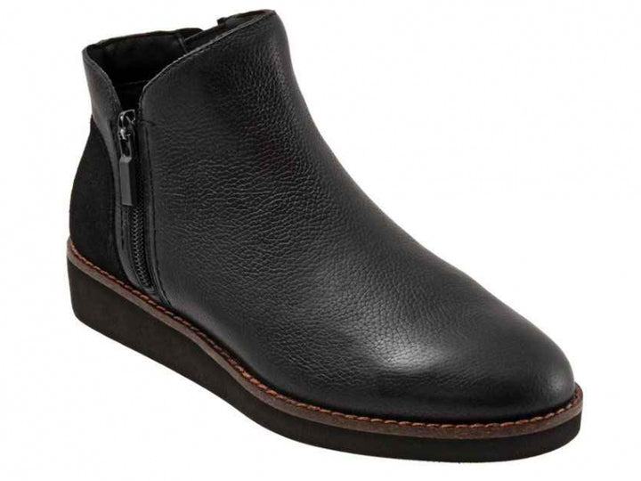 Thalyanna | Orthopedic Boots