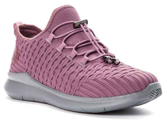Propet Travelbound - Women's Athletic Shoe Crushed Berry (CRB)