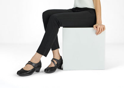 Orthofeet Ella Black - lifestyle