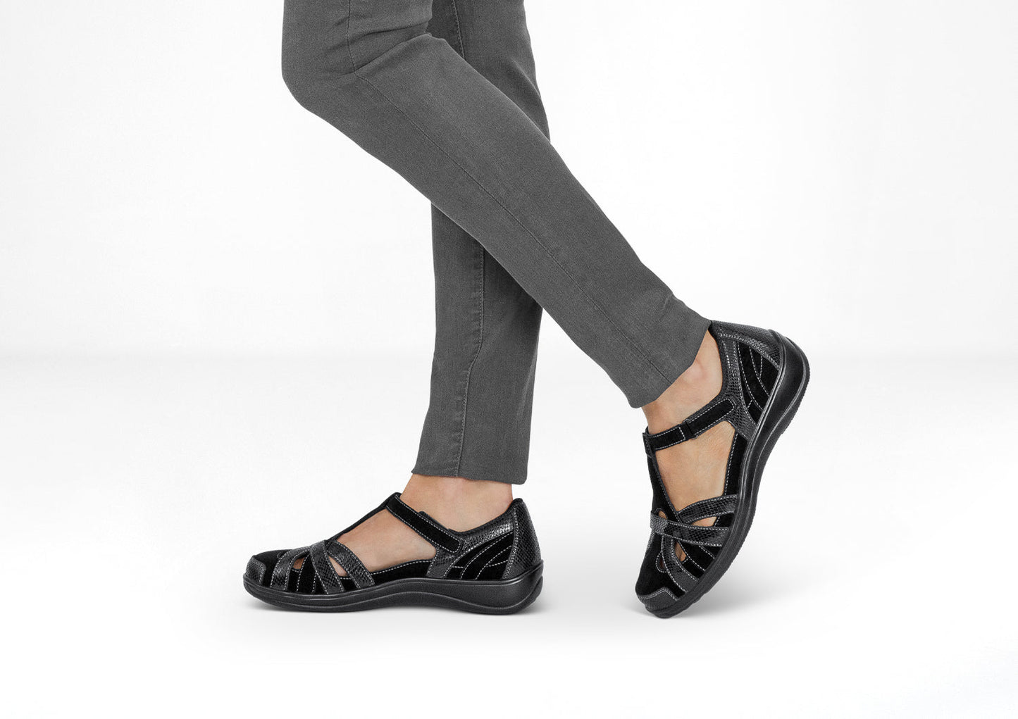 Orthofeet Juno Black - lifestyle