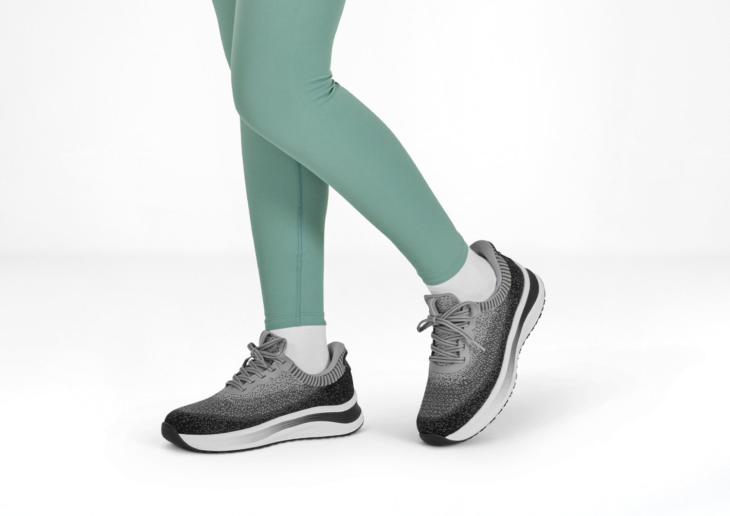 Orthofeet Nira Hands-Free Black/Gray - lifestyle