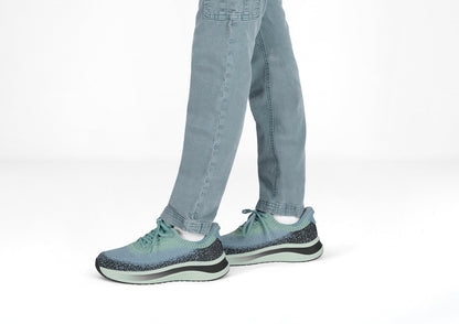 Orthofeet Nira Hands-Free Green/Blue - lifestyle