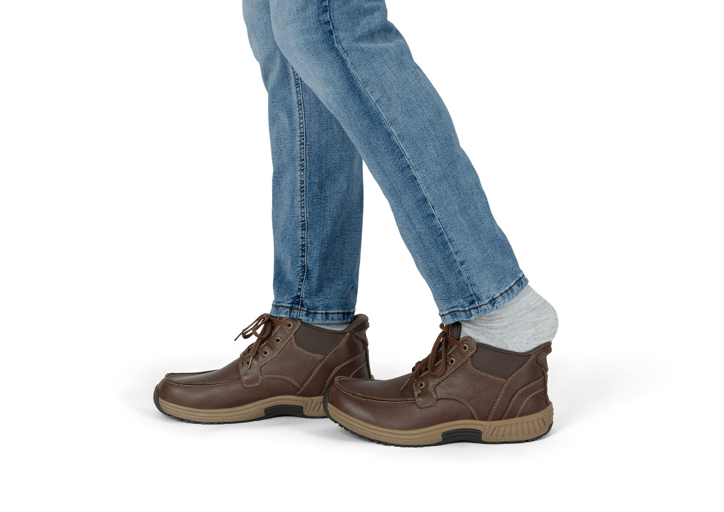 Orthofeet Verno Hands-Free Brown - lifestyle