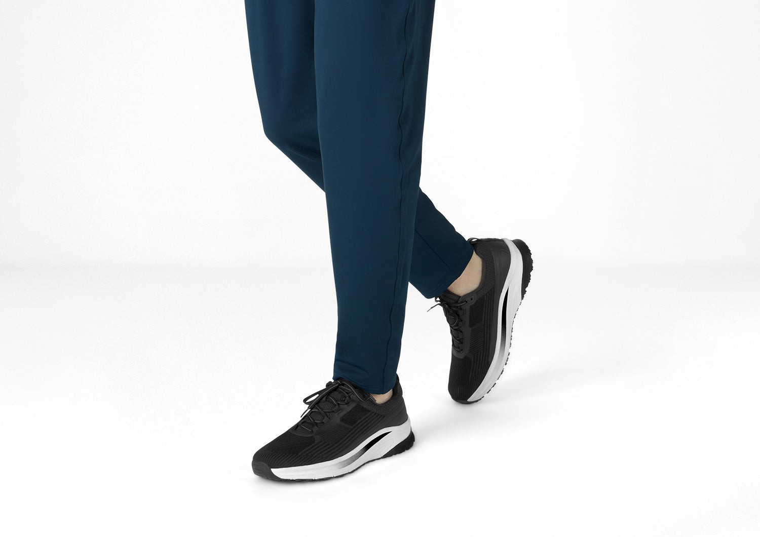 Orthofeet Race Black - lifestyle
