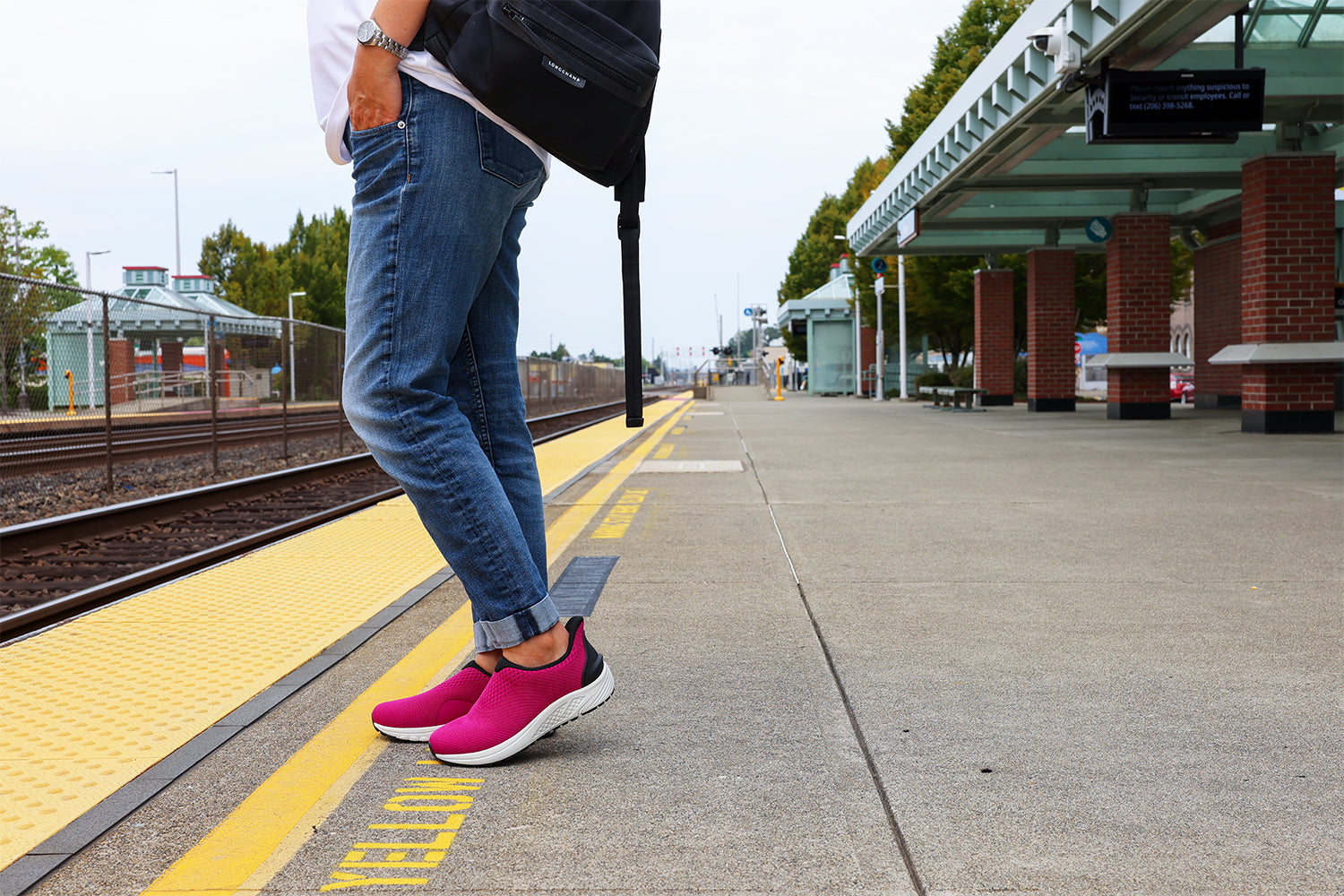 WAO004M Propet Velocity Slip On FSB lifestyle