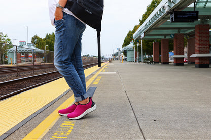 WAO004M Propet Velocity Slip On FSB lifestyle