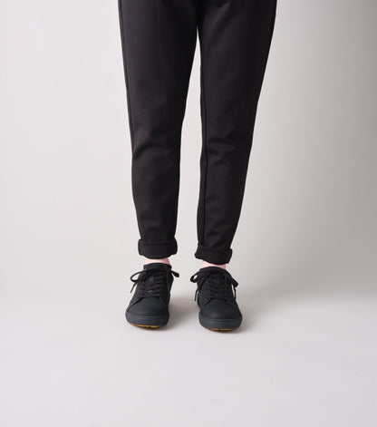 WCV002P Charlie BLK Editorial OnFoot FV