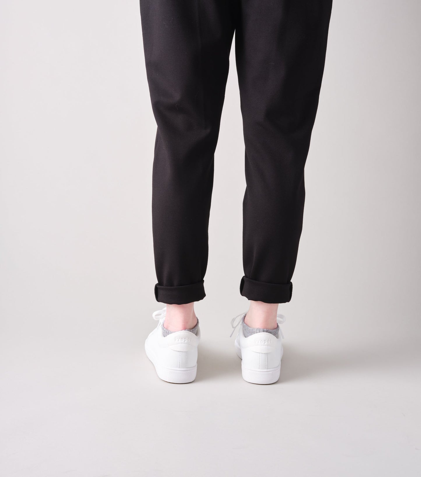 WCV002P Charlie WHT Editorial OnFoot BV