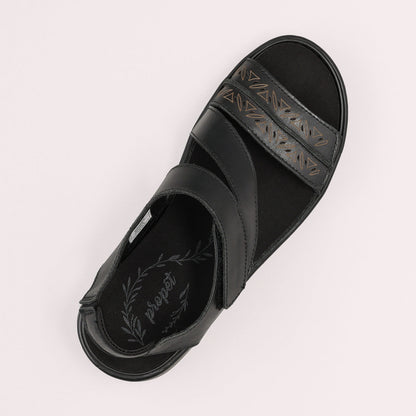 WSO093L Garnet BLK Editorial 1