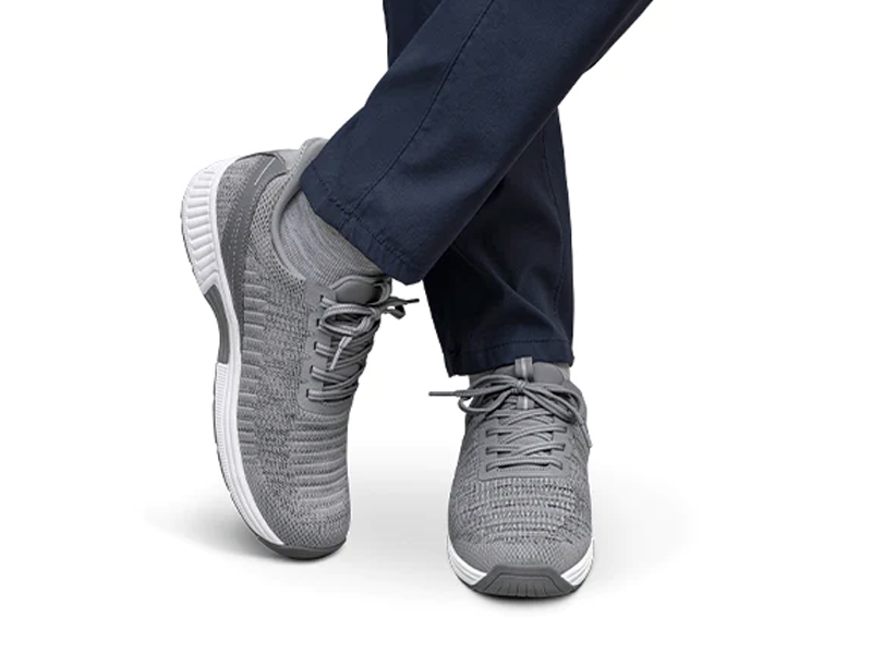 
Orthofeet Yari - Mens Athletic Shoe with Stretchable Uppers – image 3 of 5