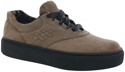 SAS Free Rein Almond