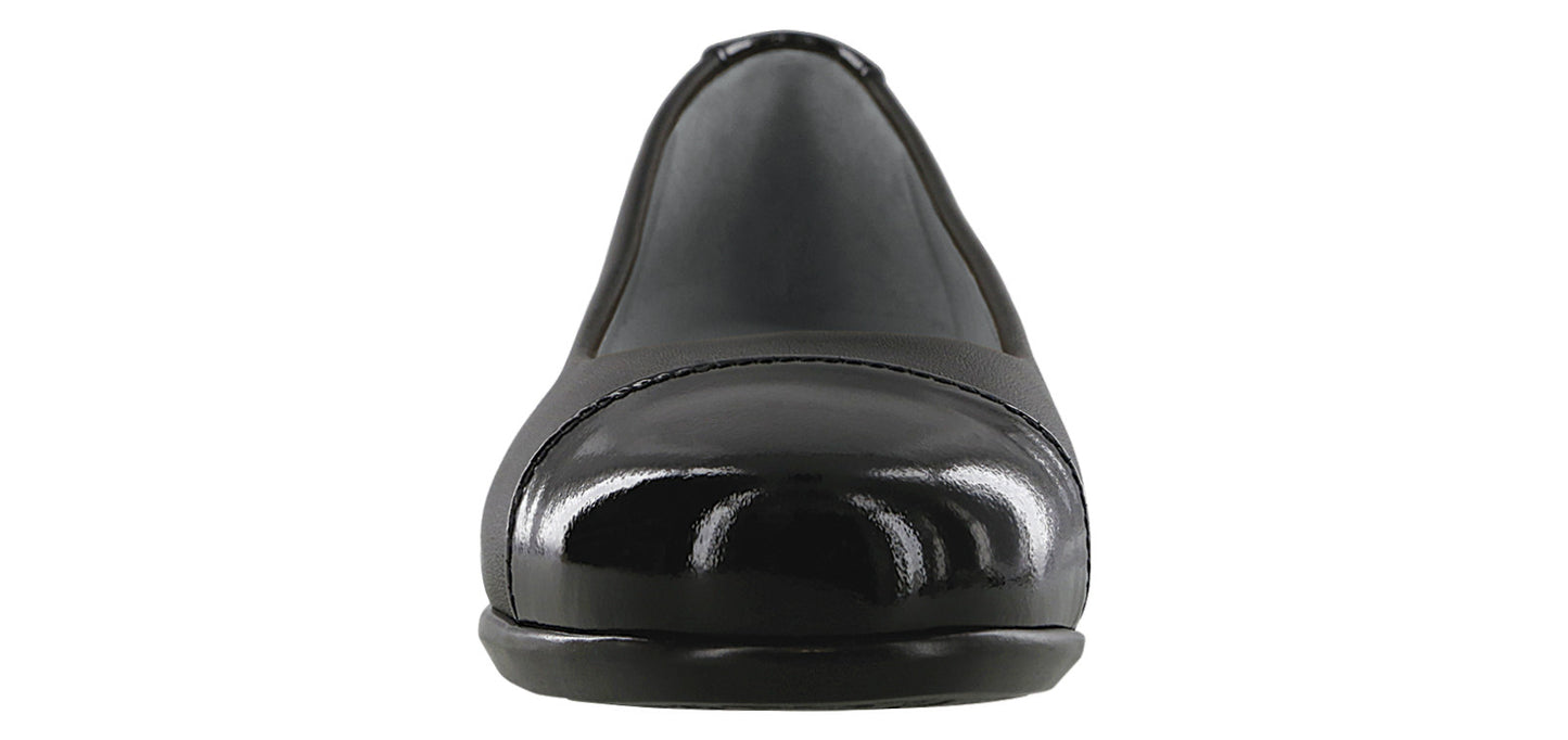 SAS Black / Black Patent